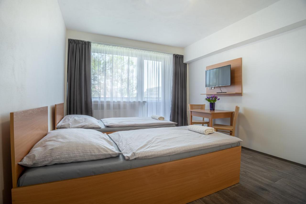Apartmany A Studia Zamecky Park 里维诺夫 外观 照片